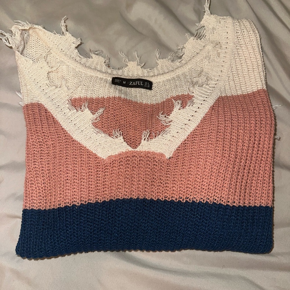 Zaful V-Neck Sweater in Pink and Blue